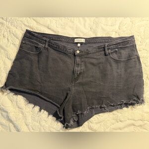 Abercrombie & Fitch Curve Love black denim shorts
